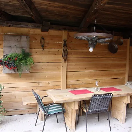 Daire Landhaus Gotthard