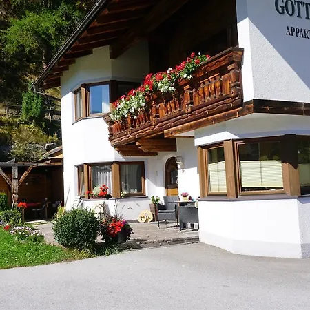 Landhaus Gotthard Apartment *